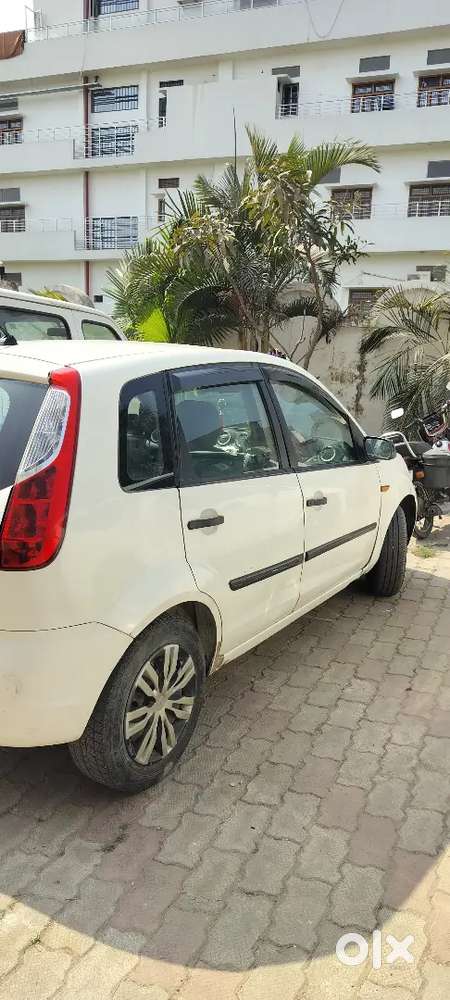 Gaadi Me Koi Dikat Nhi Hai