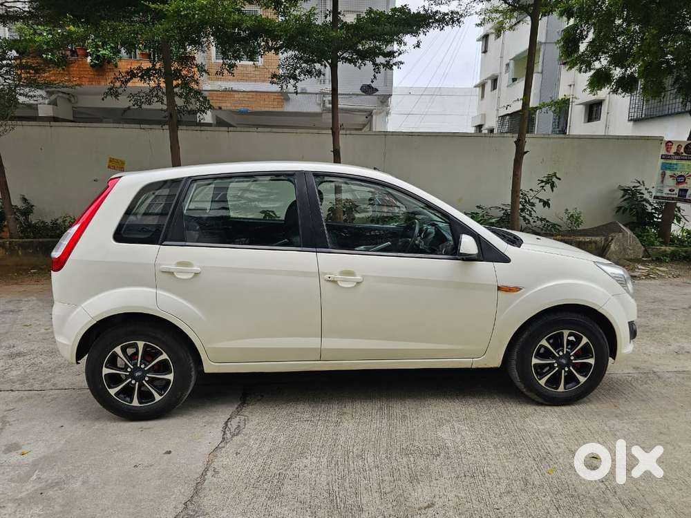 Ford Figo 1.2p Titanium Plus Mt, 2013, Petrol