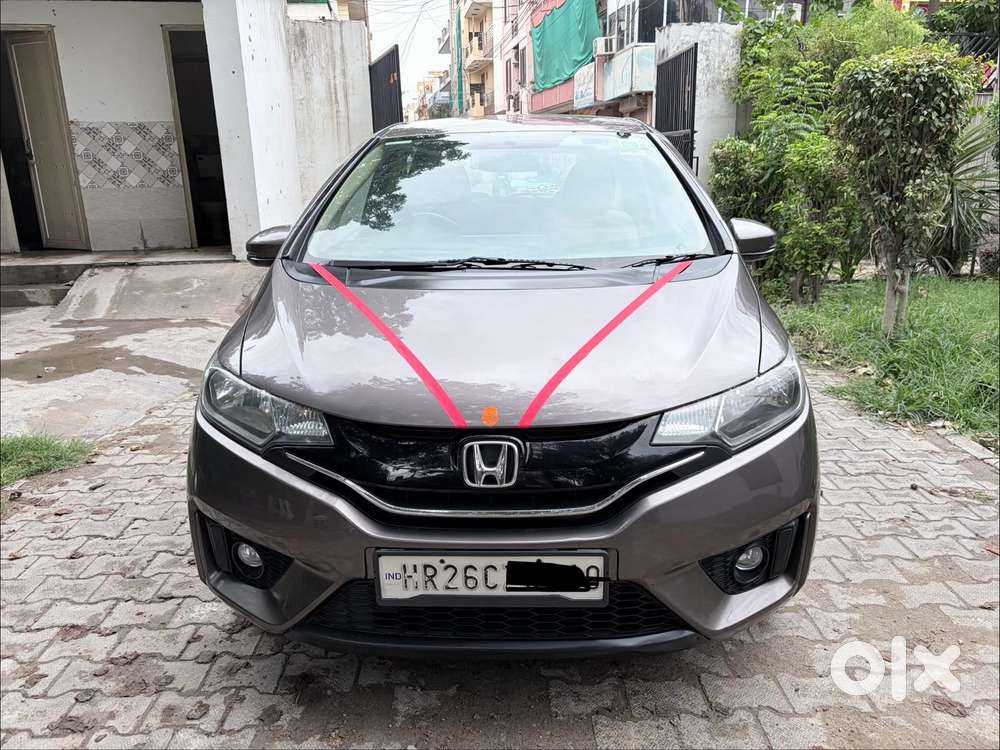 Honda Jazz V Automatic, 2016, Petrol