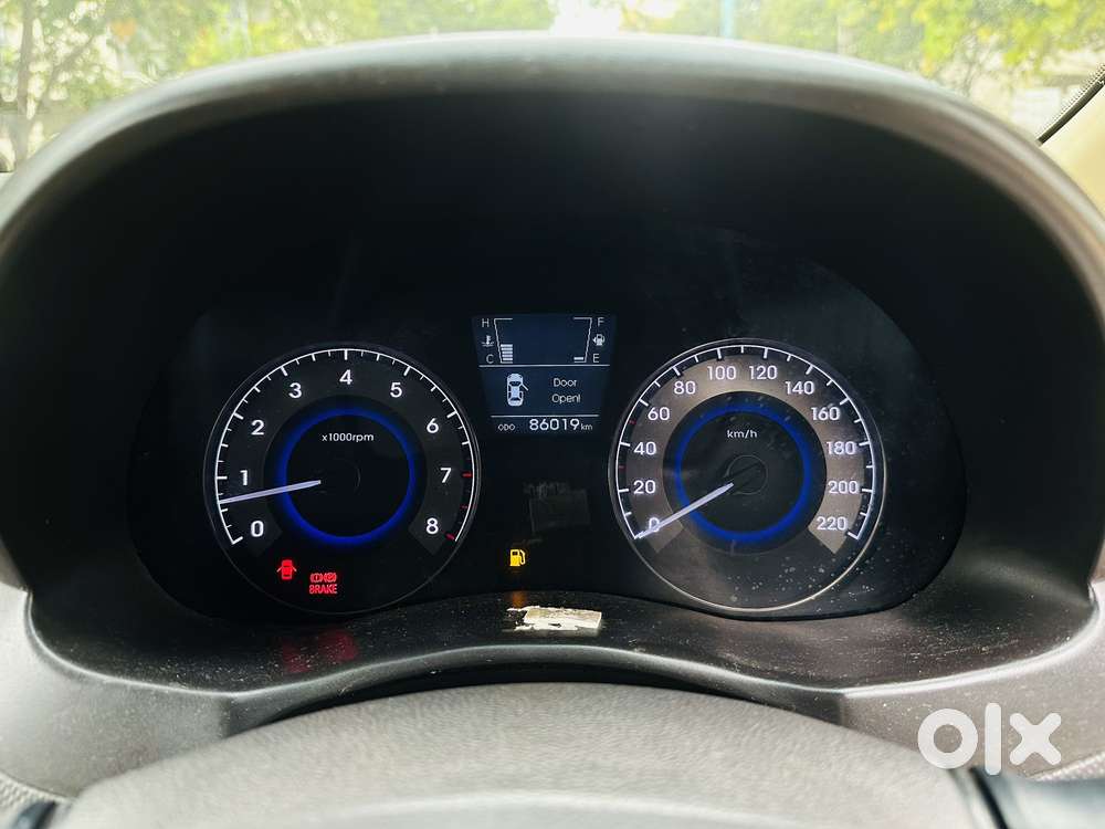 Hyundai Verna 1.6 VTVT SX, 2016, Petrol