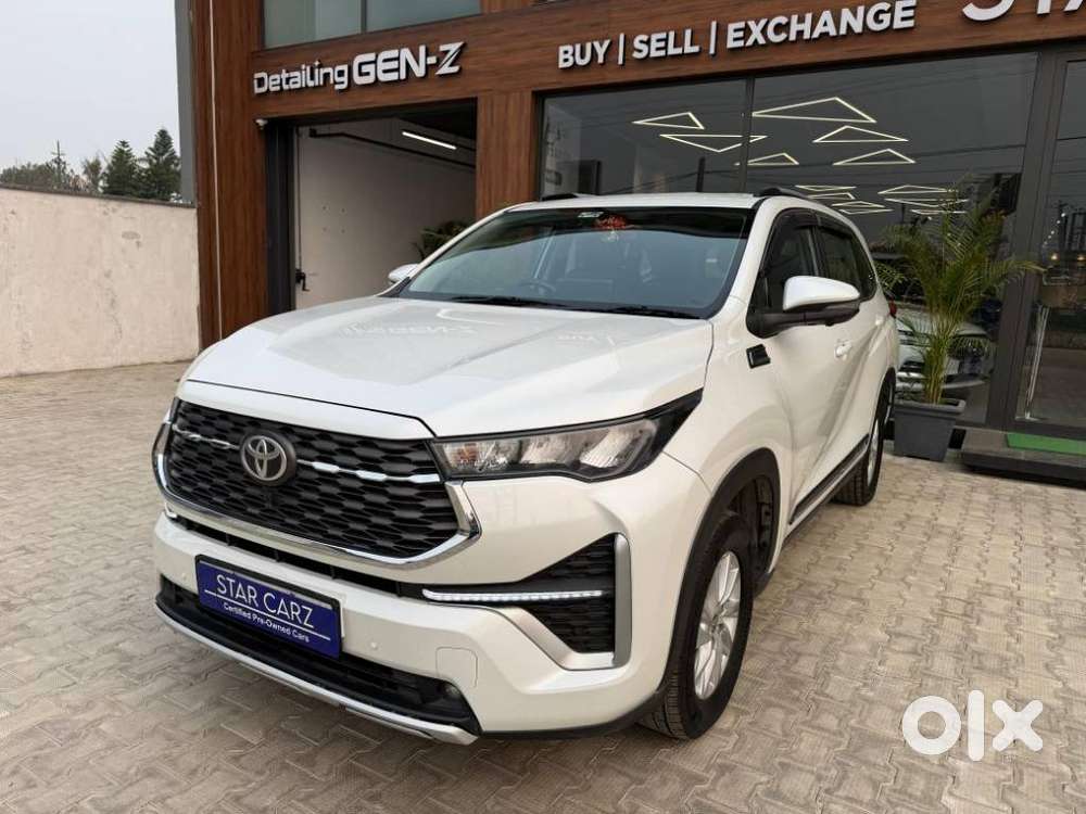 Toyota Innova Hycross Gx (o), 2025, Petrol