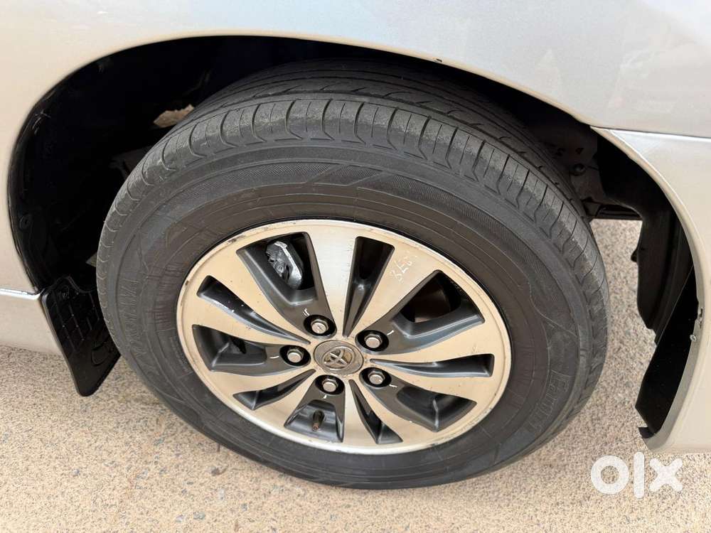 Toyota Innova 2.5 V 8 Str, 2015, Diesel