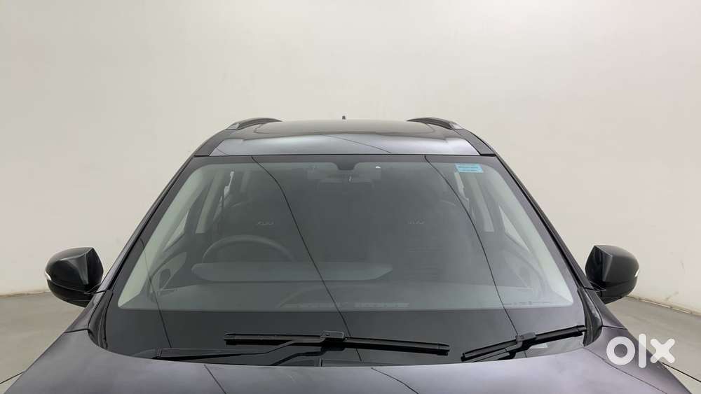 Mahindra Xuv700 2.0 Ax 5 Petrol At Str, 2023, Petrol