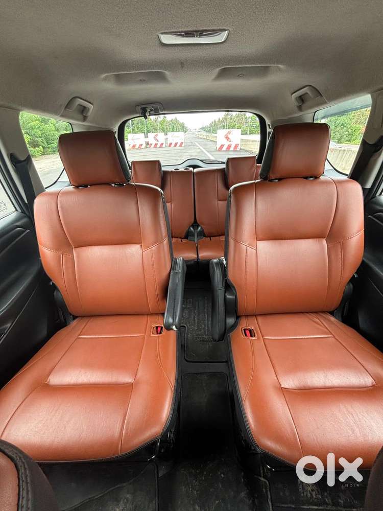 Toyota Innova Crysta 2.4 G Mt 7 Str, 2019, Diesel