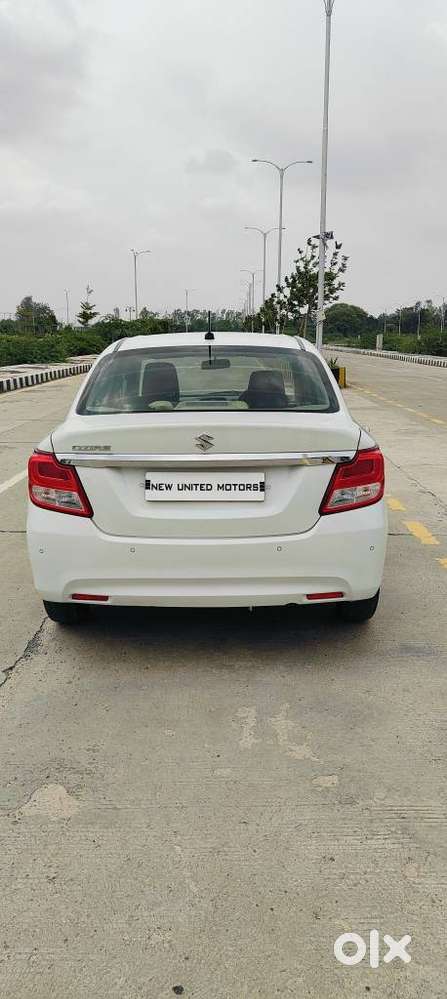 Maruti Suzuki Dzire 1.2 Vxi, 2023, Petrol