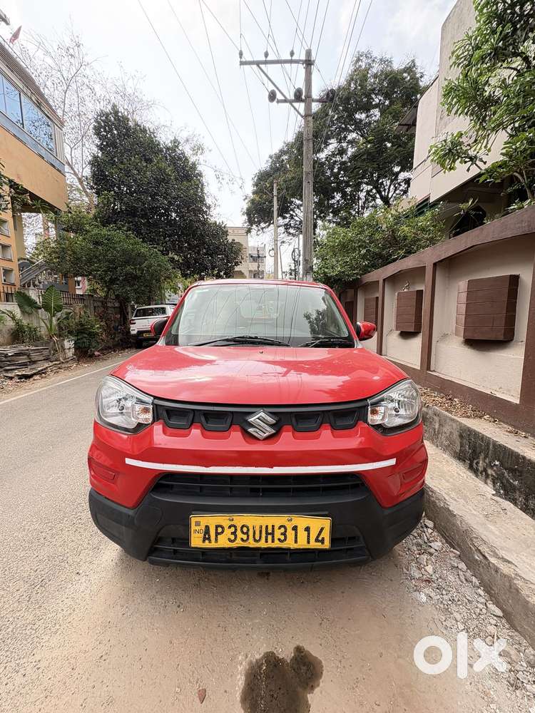 Maruti Suzuki S-presso Vxi Opt, 2022, Petrol