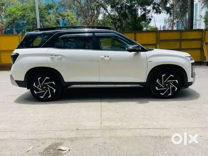 Hyundai Alcazar, 2025, Petrol