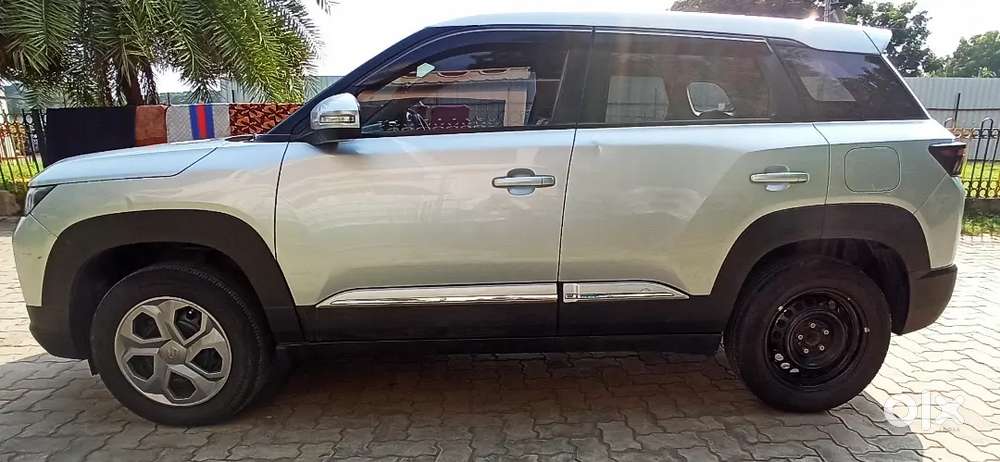 Maruti Suzuki Brezza Hybrid 2023 Manual