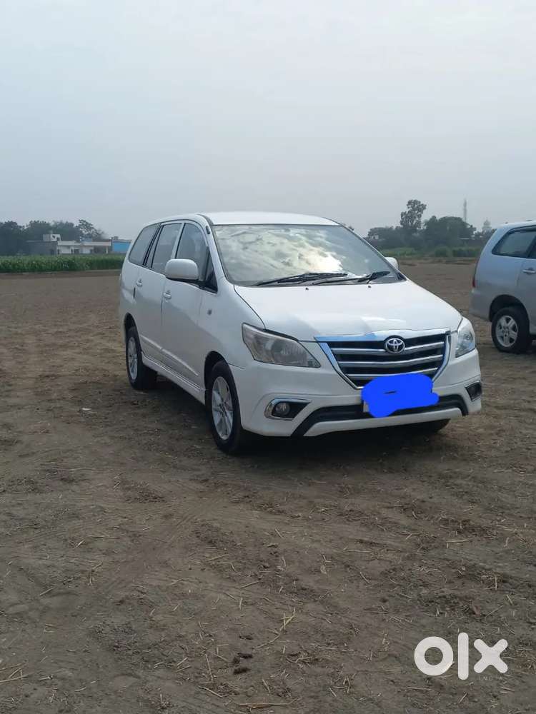 Toyota Innova 2016 Diesel Well Maintained