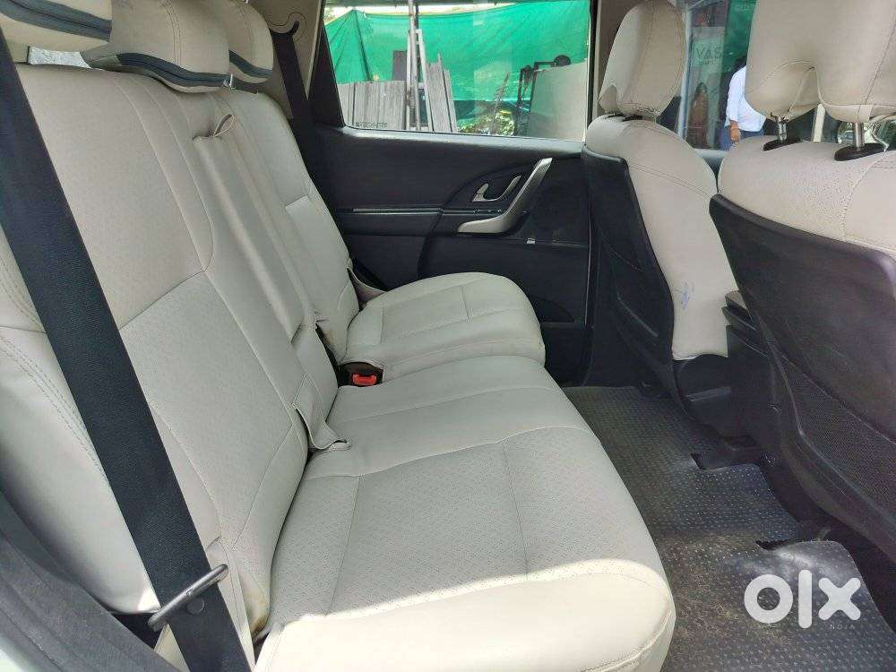 Mahindra Xuv500 W9, 2021, Diesel