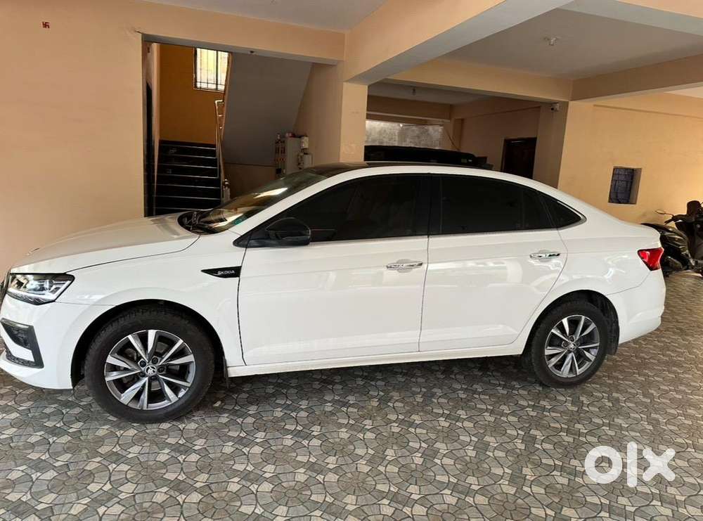 Skoda Slavia Showroom Maintained Vip Number Automatic