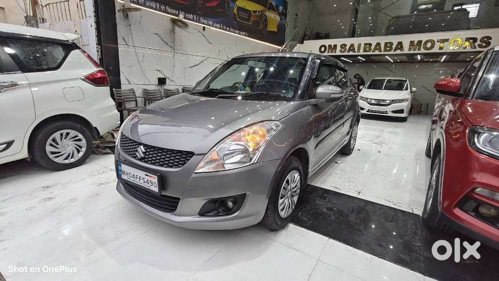 Maruti Suzuki Swift Vxi 1.2 Abs Bs-iv, 2012, Petrol