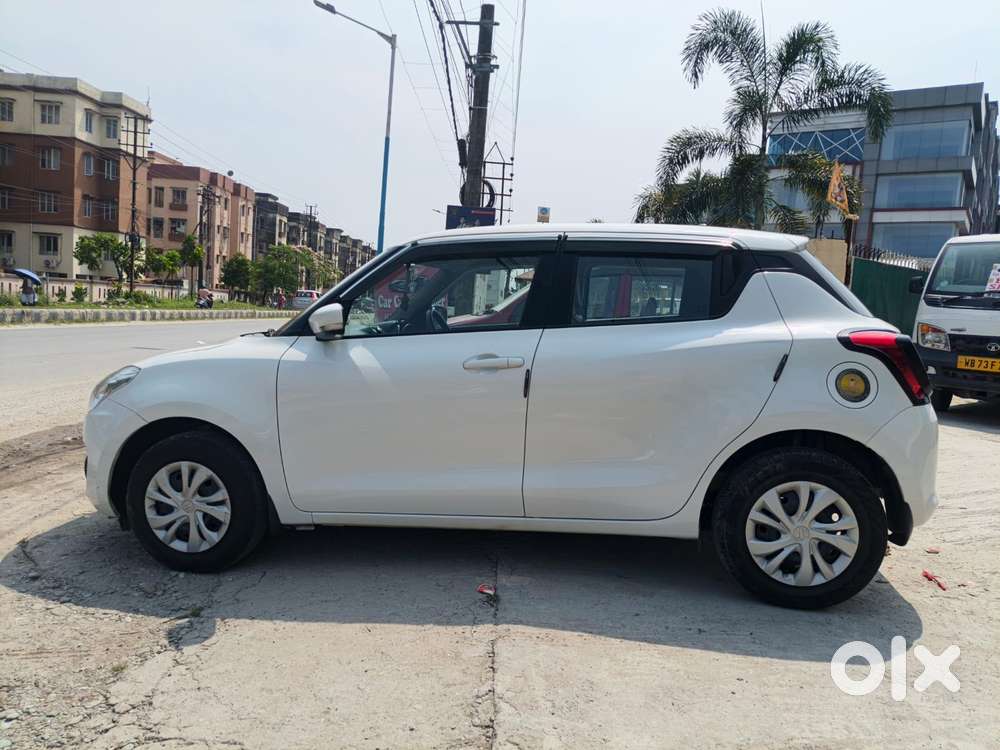Maruti Suzuki Swift Vxi 1.2 Abs Bs-iv, 2022, Petrol