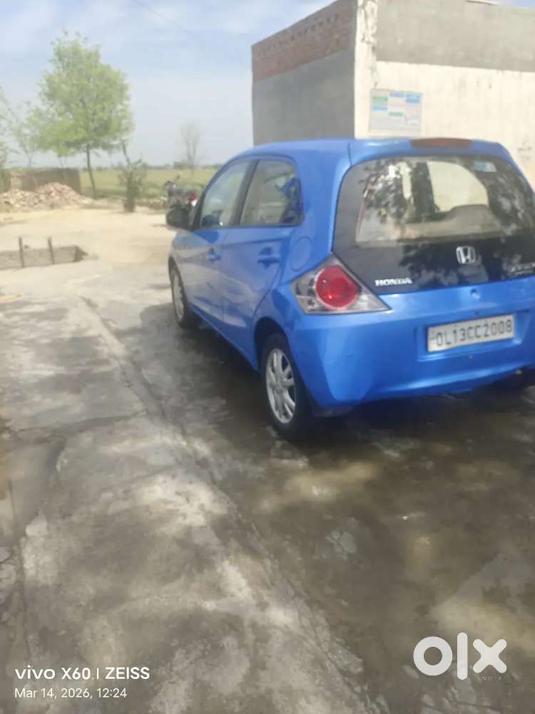Honda Brio 2013 Petrol Well Maintained