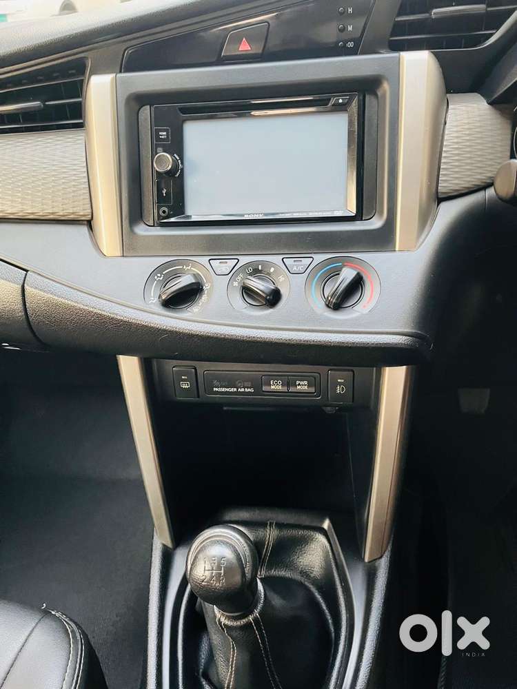 Toyota Innova Crysta 2.4 G Mt 7 Str, 2018, Diesel