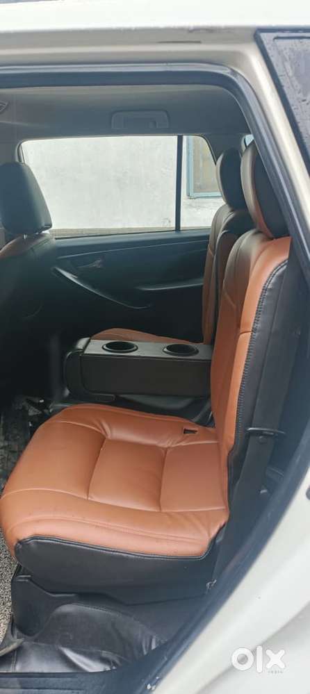 Toyota Innova Crysta 2017