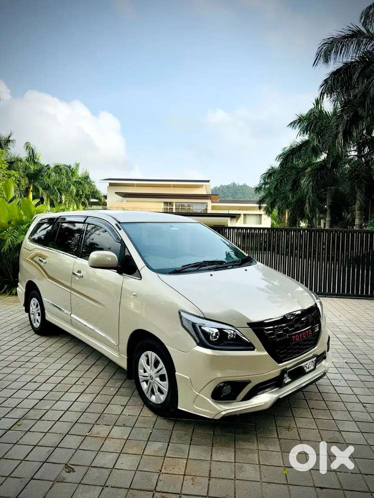 Toyota Innova 2.5 G Diesel 2014