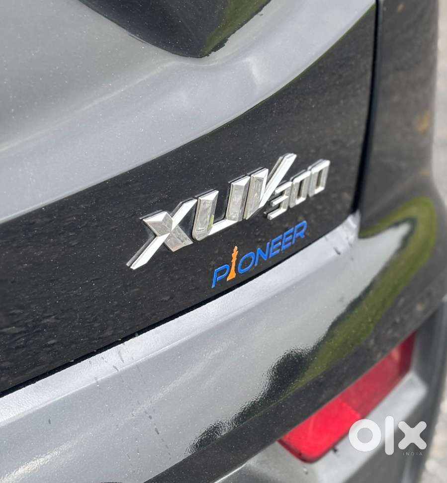 Mahindra Xuv300 W8 Option Dual Tone Diesel, 2022, Diesel