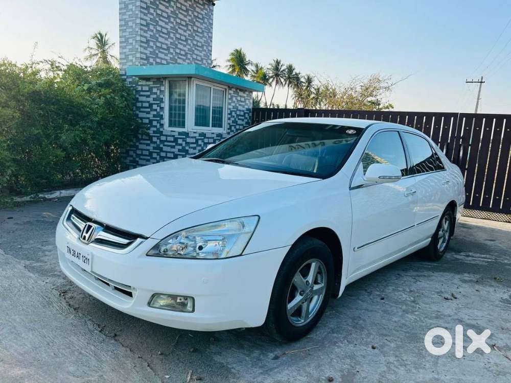 Honda Accord 2.4 Manual, 2008, Petrol