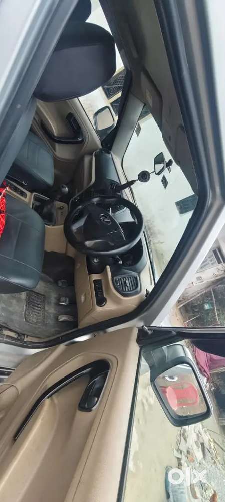 Mahindra Tuv 300 2016 Diesel 141000 Km Driven
