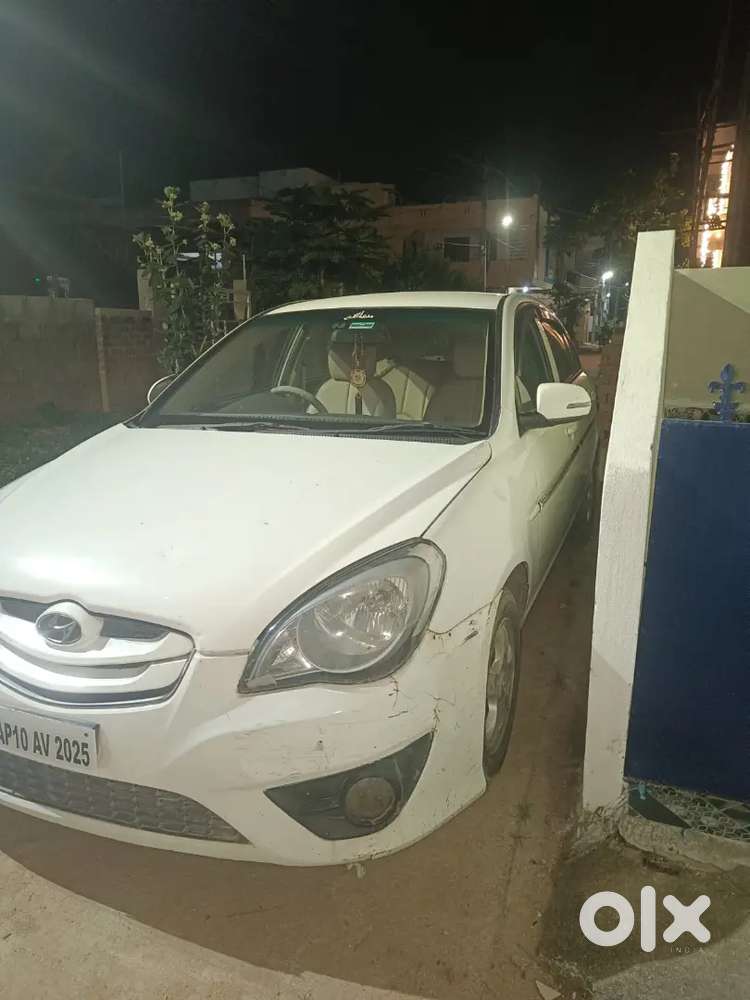 Hyundai Verna 1.5 Mpi 2010