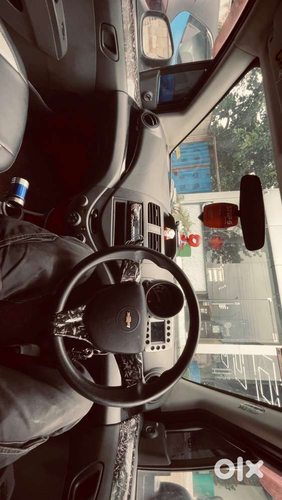 Chevrolet Beat Petrol 2014