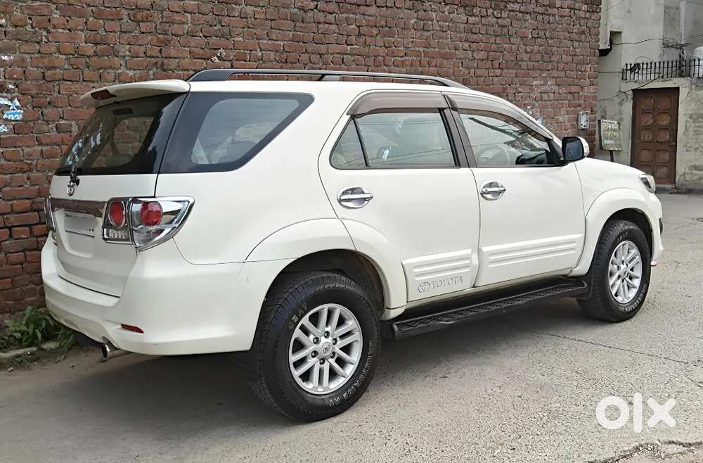 Toyota Fortuner 3.0 2012 Automatic Diesel With Company Record