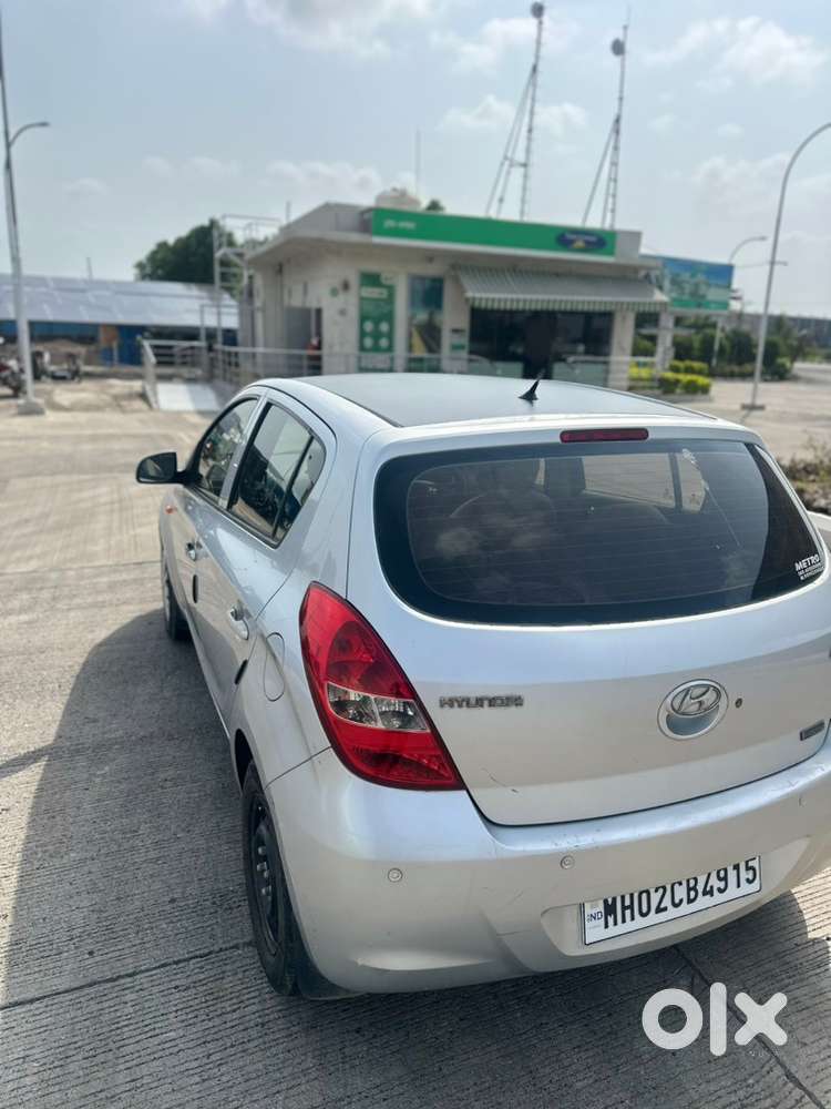 Hyundai Petrol Car 2011