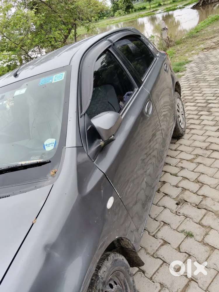 Toyota Etios Liva 2013