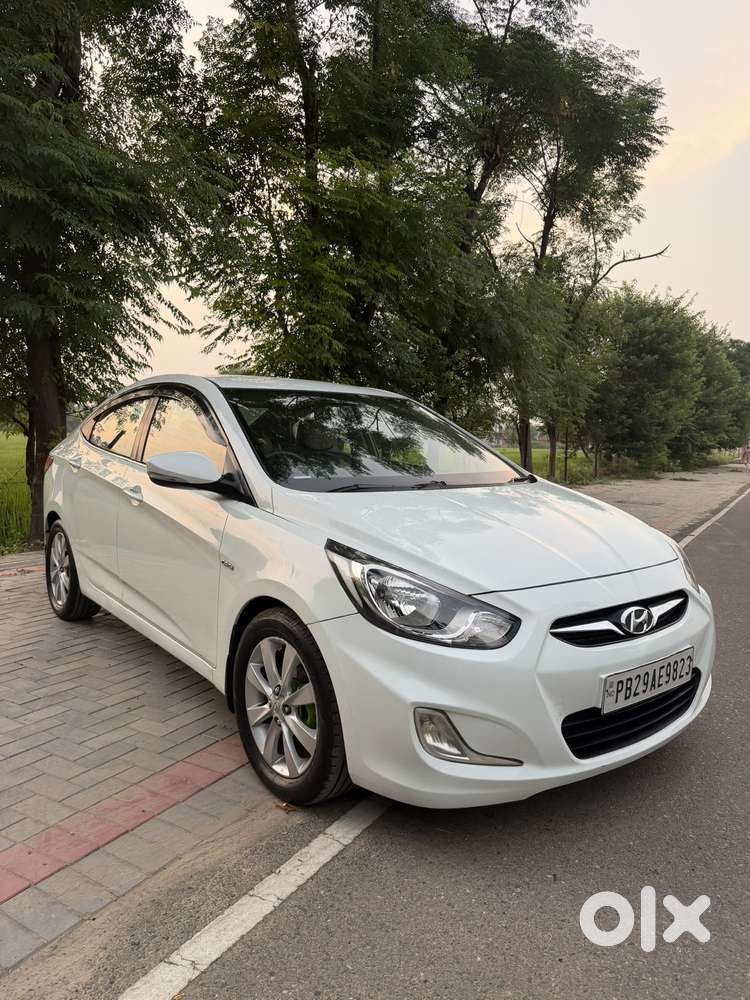 Hyundai Verna Fluidic 1.6 Crdi Sx, 2013, Diesel