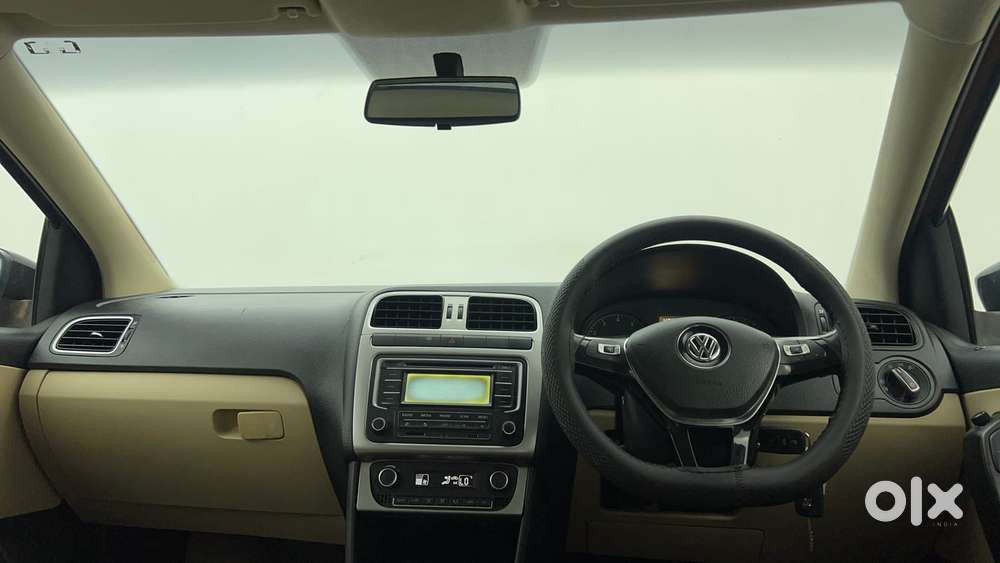 Volkswagen Polo Petrol Highline 1.2l, 2014, Petrol