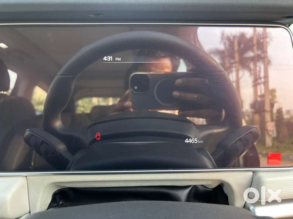 Mahindra Xuv700 2.0 Ax 5 Petrol At Str, 2023, Petrol
