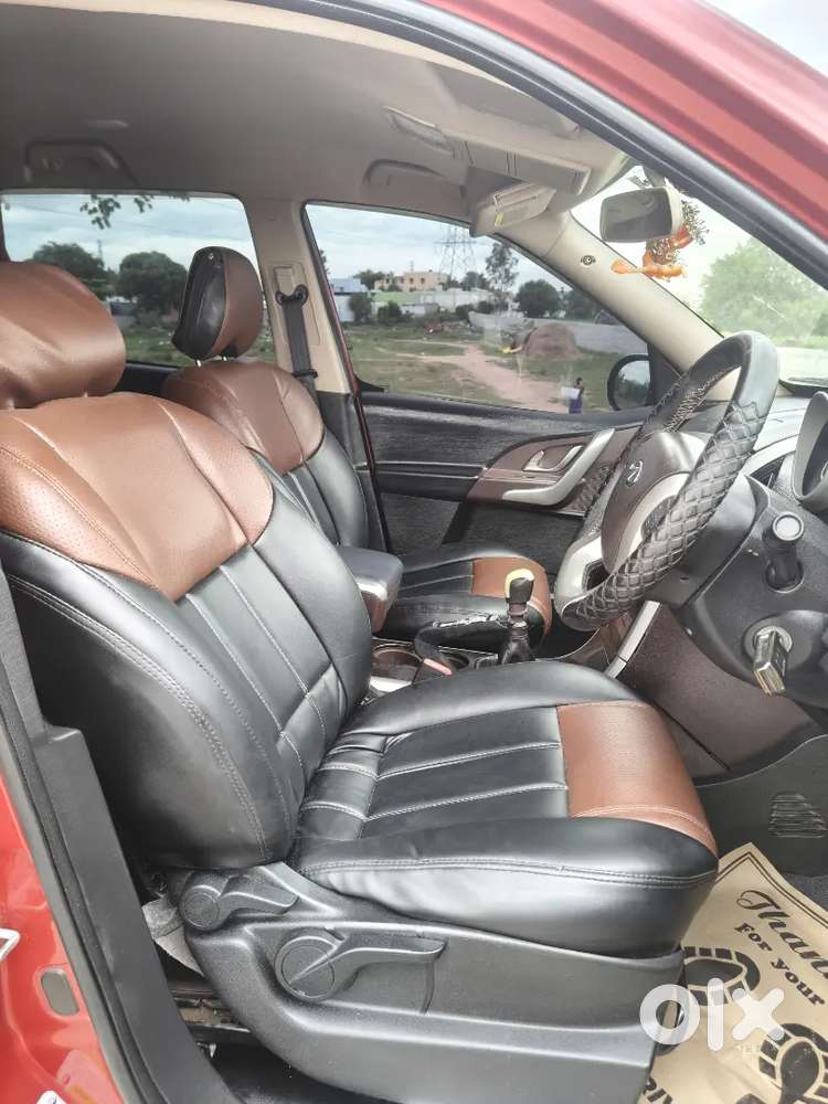 Mahindra Xuv500 2015 Diesel 125000 Km Driven