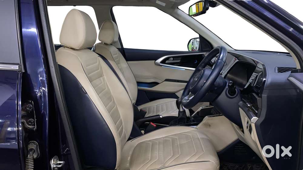 Kia Carens 1.4 Luxury Plus Dct 7 Str, 2022, Petrol