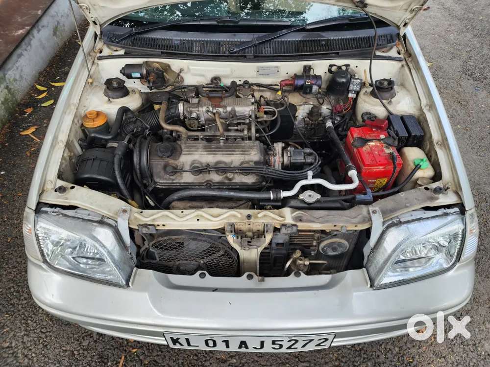 Maruti Suzuki Esteem Vxi 2005