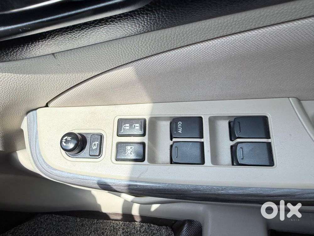 Maruti Suzuki Dzire Zxi Ags, 2021, Petrol