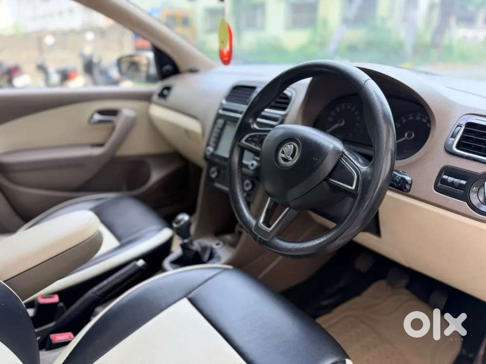 Skoda Rapid 1.6 Tdi Ambition, 2013, Diesel