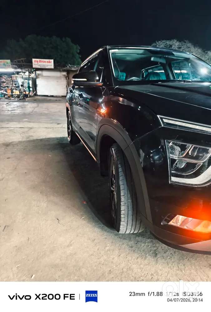 With 17 Inch Allow Wheels Automatic Side Glass Music System