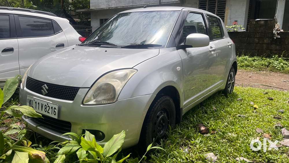 Maruti Suzuki Swift Petrol 2005