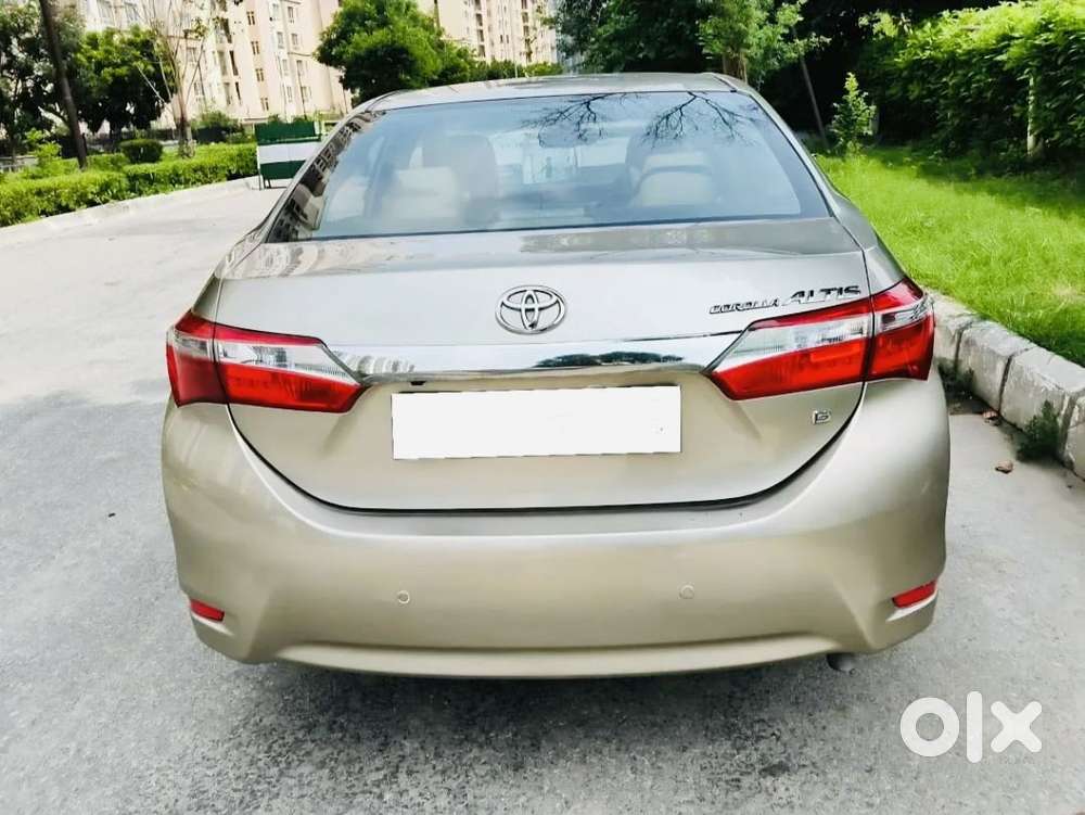 Toyota Corolla Altis G At, 2015, Petrol