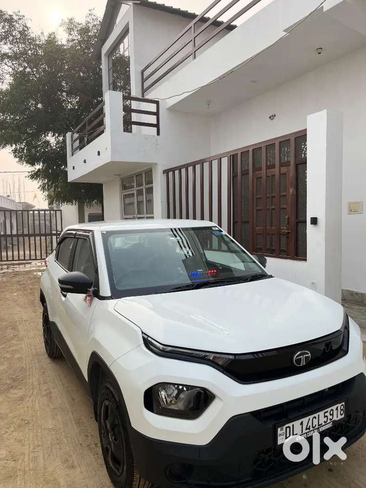 Tata Punch 2025 Petrol 3500 Km Driven