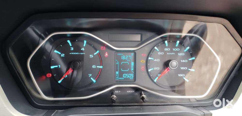 Mahindra Scorpio Classic 2.2 S 11 Mt 7 Str, 2023, Diesel