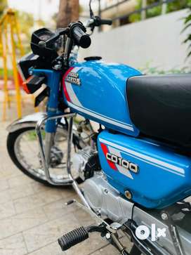 Honda cd discount 100 blue colour