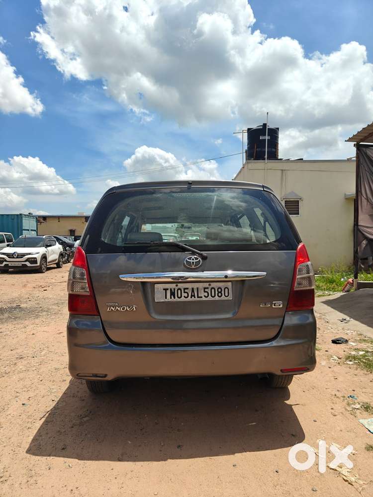 Toyota Innova 2.5 Gx (diesel) 8 Seater Bs Iv, 2011, Diesel