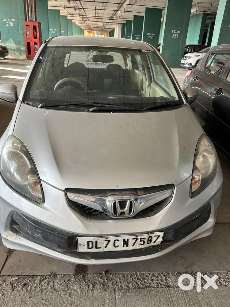 Honda Brio 2013 Petrol Well Maintained