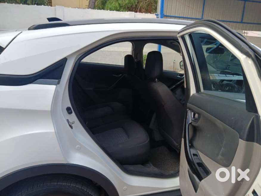 Tata Nexon 1.2 Revotron Xza Plus, 2019, Petrol