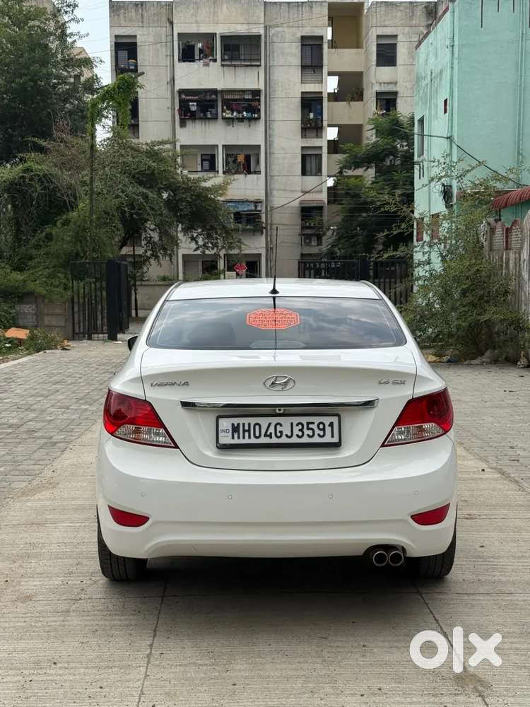 Hyundai Verna Fluidic 1.6 Vtvt Sx, 2014, Petrol