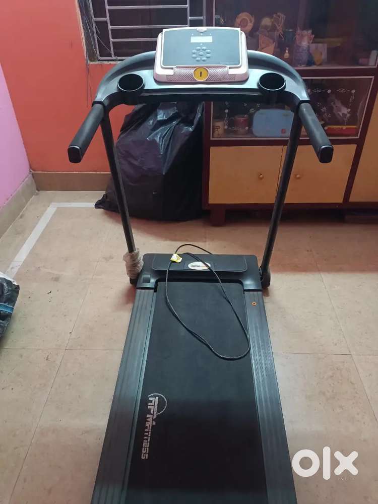 RPM Fitness Motorized Folding Treadmill- Excellent Working Condition