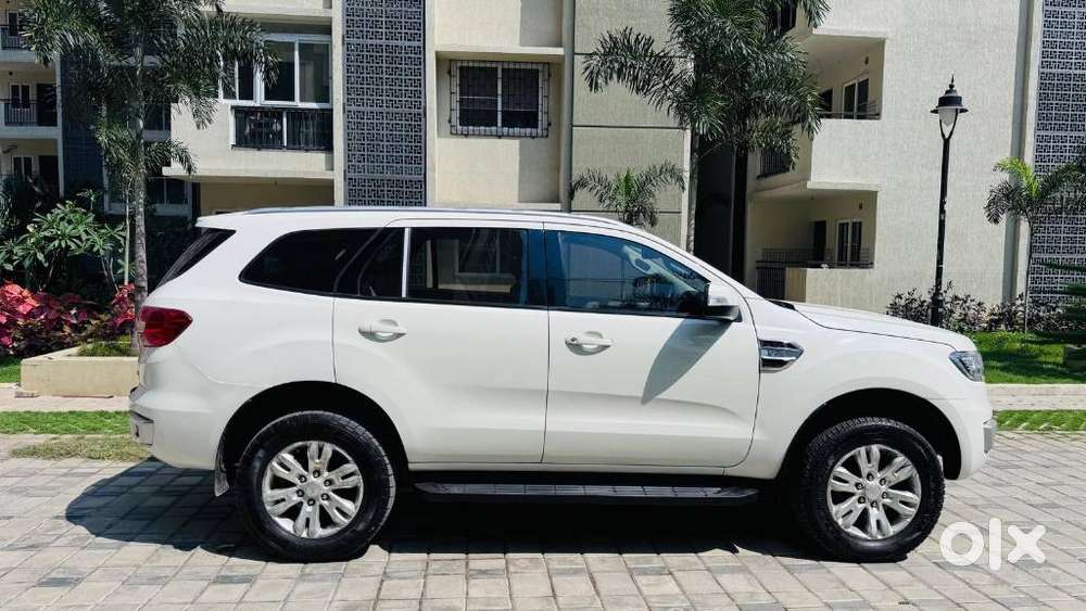 Ford Endeavour 2.2 Trend Mt 4x4, 2017, Diesel