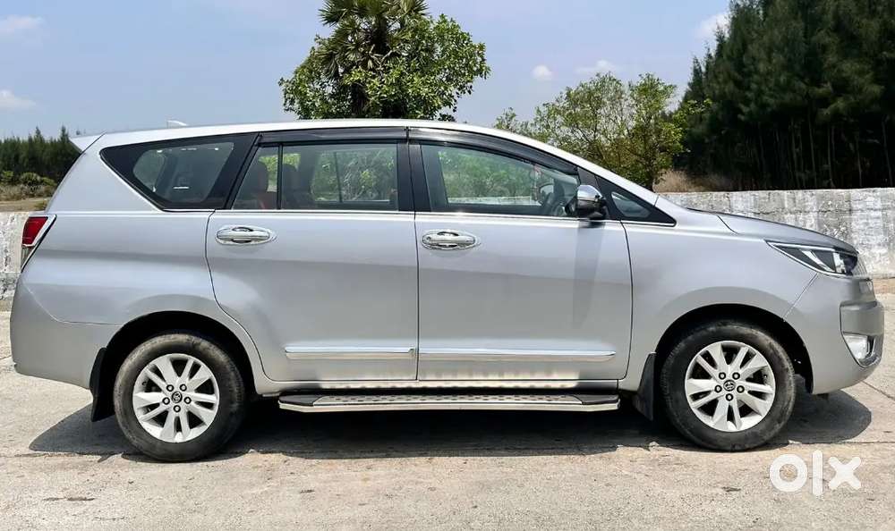 Toyota Innova Crysta 2018 Diesel 121000 Km Driven